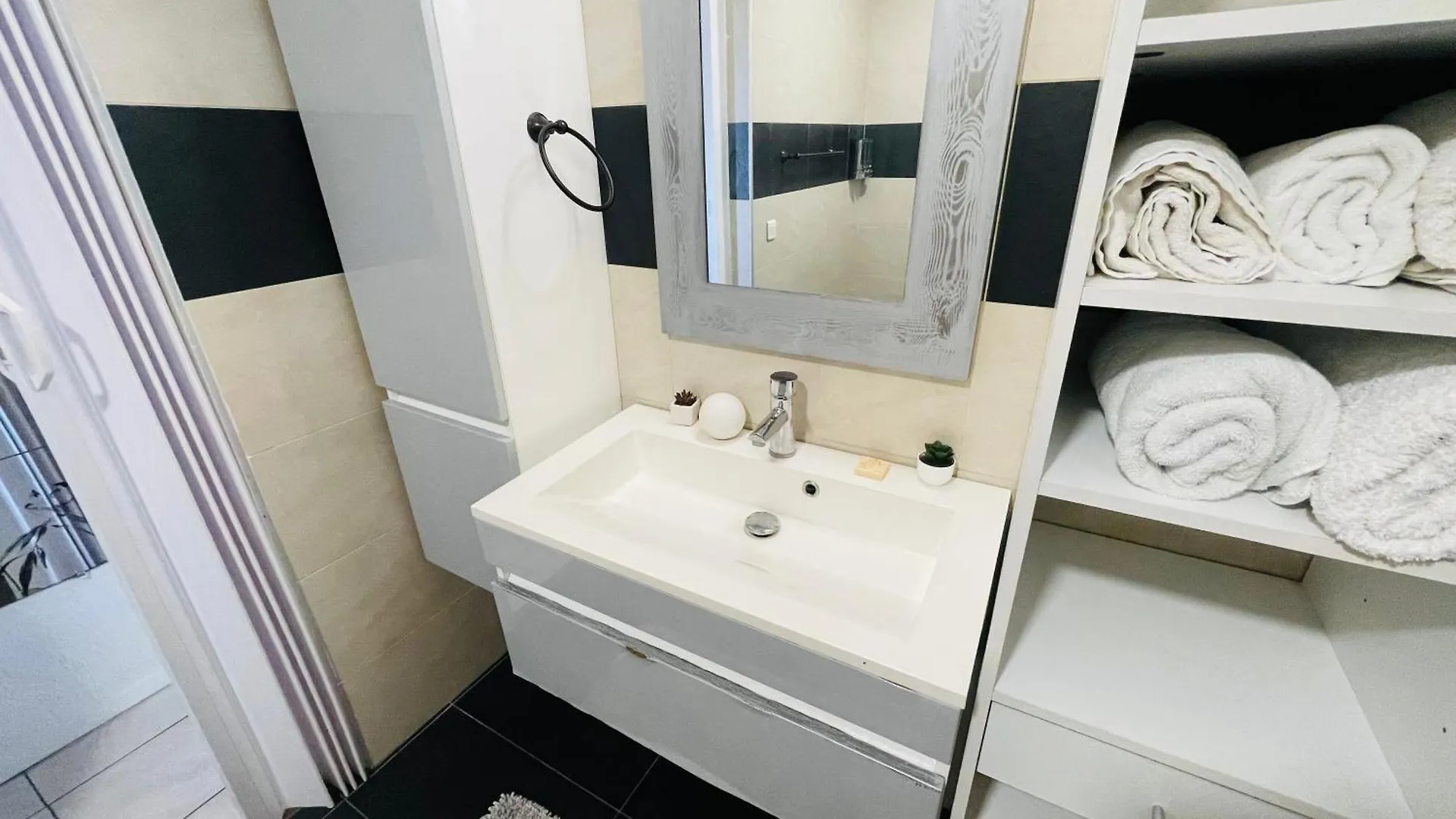 La Cabane De Hotu Papeete  Holiday home