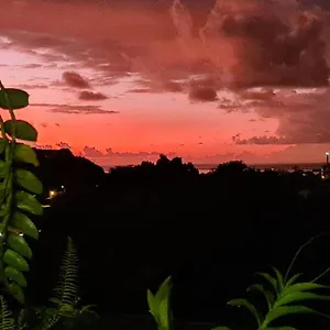 Hébergement de vacances Tauraatini House F4 -, Papeete (Tahiti)